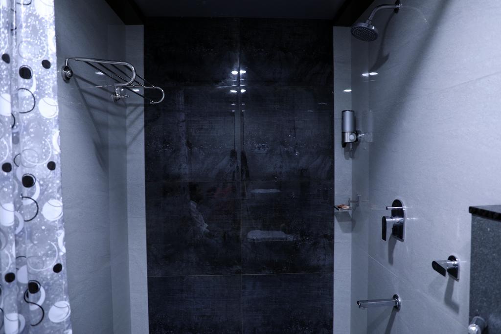 Hotel Jawahar Ulhāsnagar Zewnętrze zdjęcie